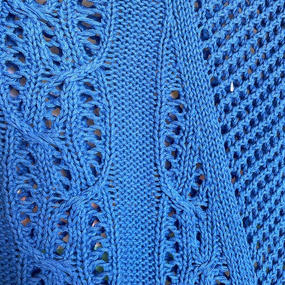 Crochet style sweater - Picture 3 of 4